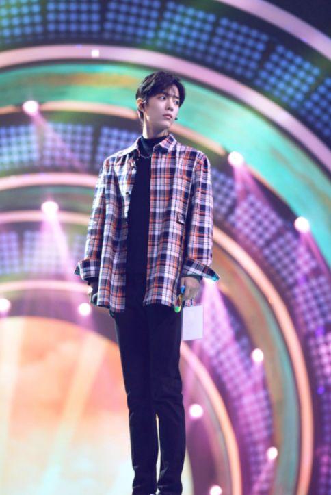 肖战吃瓜娱乐圈视频 第2张 肖战吃瓜娱乐圈视频 第2张