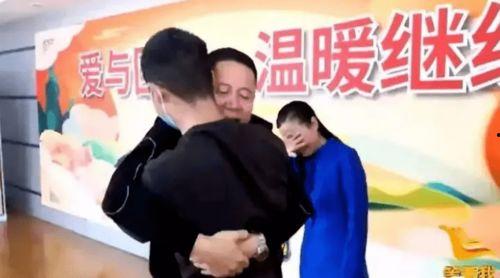 娱乐明星吃瓜小分队,明星吃瓜小分队幕后故事大曝光 第2张 娱乐明星吃瓜小分队,明星吃瓜小分队幕后故事大曝光 第2张